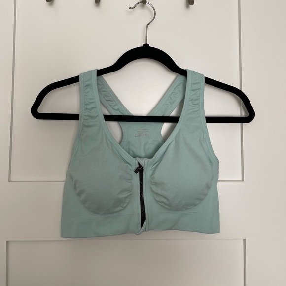 Other - Light Blue Sports Bra 🦋